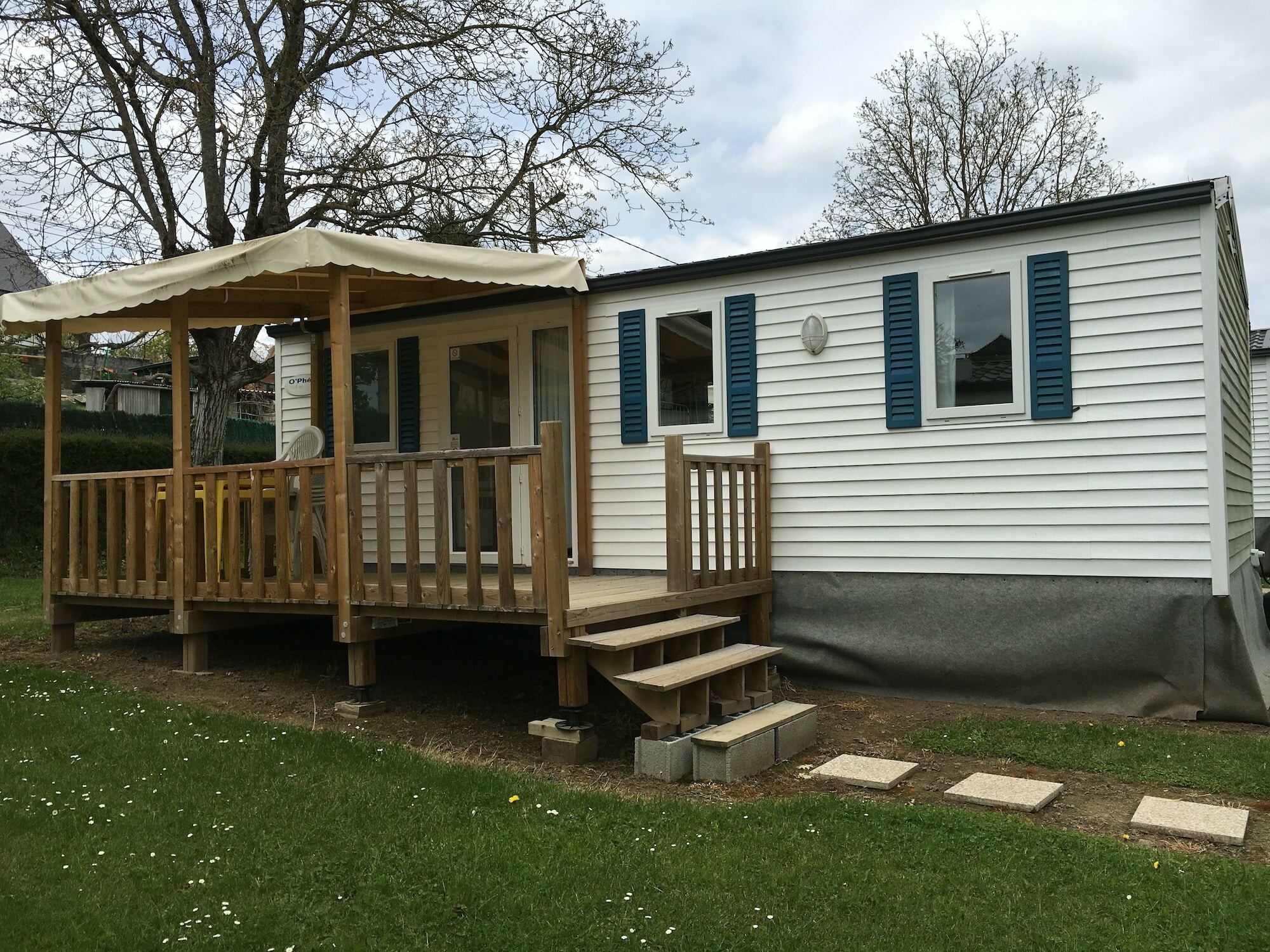 Le Vieux Berger Camping 2*